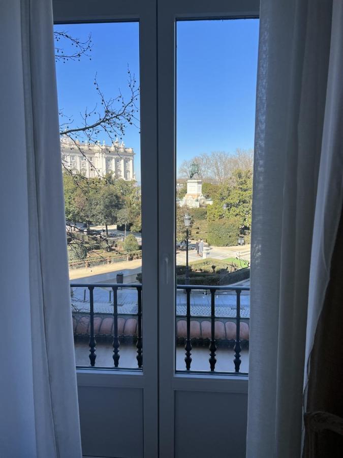 Hostal Central Palace Madrid Exterior foto