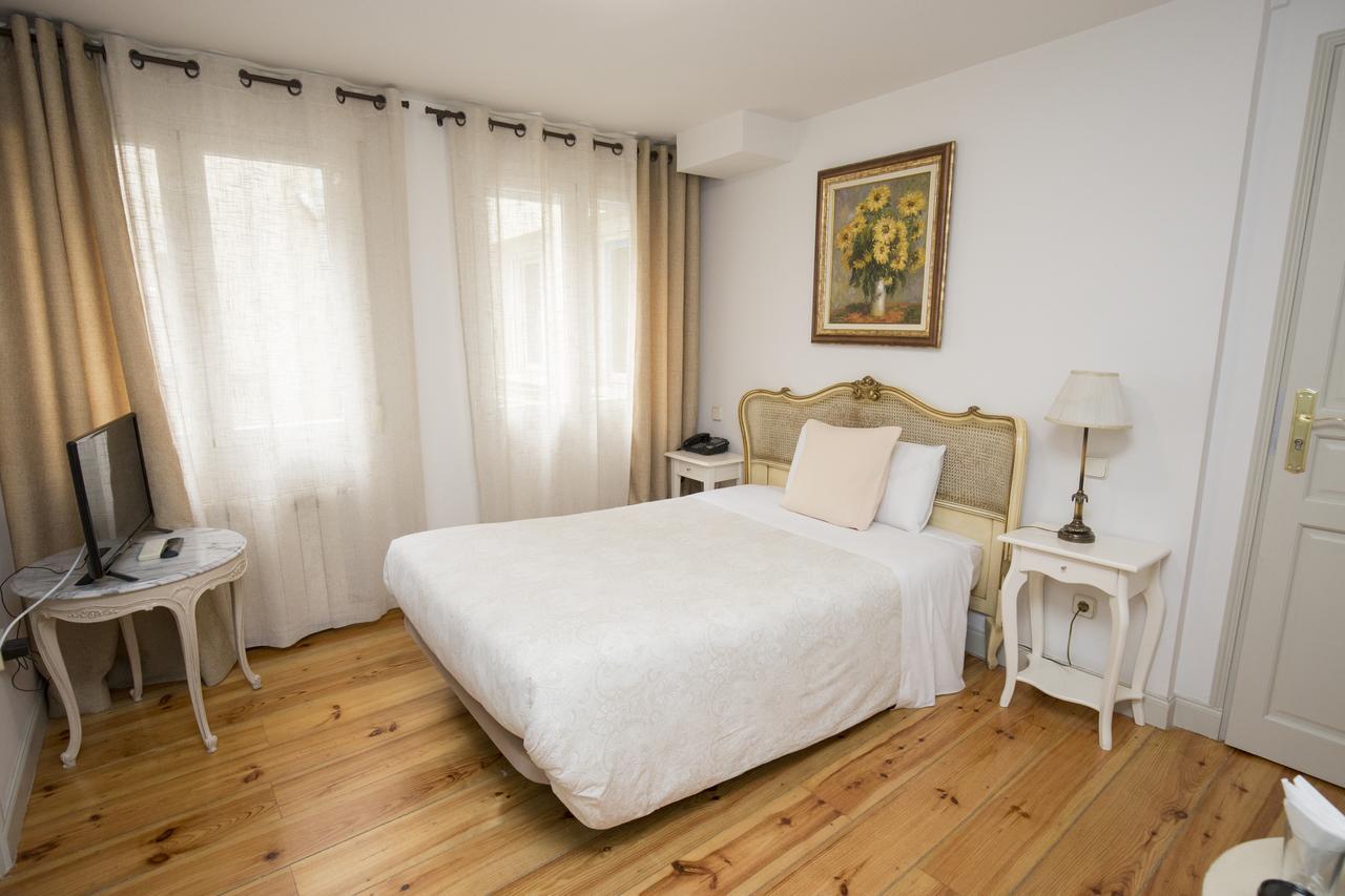 Hostal Central Palace Madrid Exterior foto
